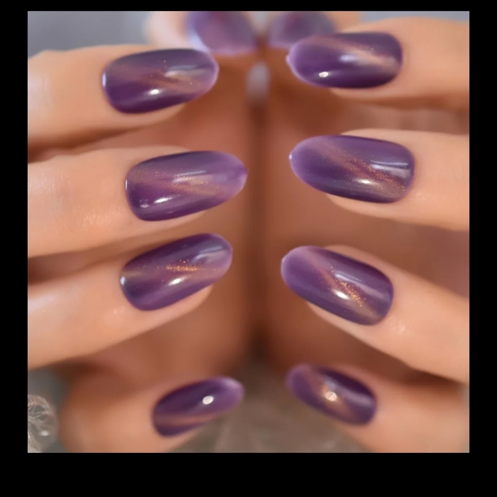 Purple cateye press on nails
